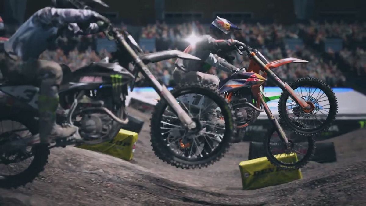 Monster Energy Supercross 4 è arrivato