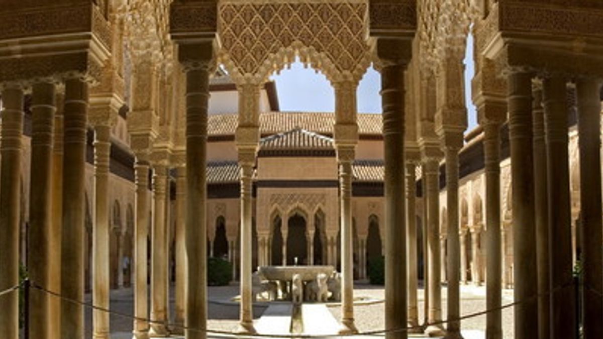 Il più marmoreo: Cortile dell’Alhambra, Granada 