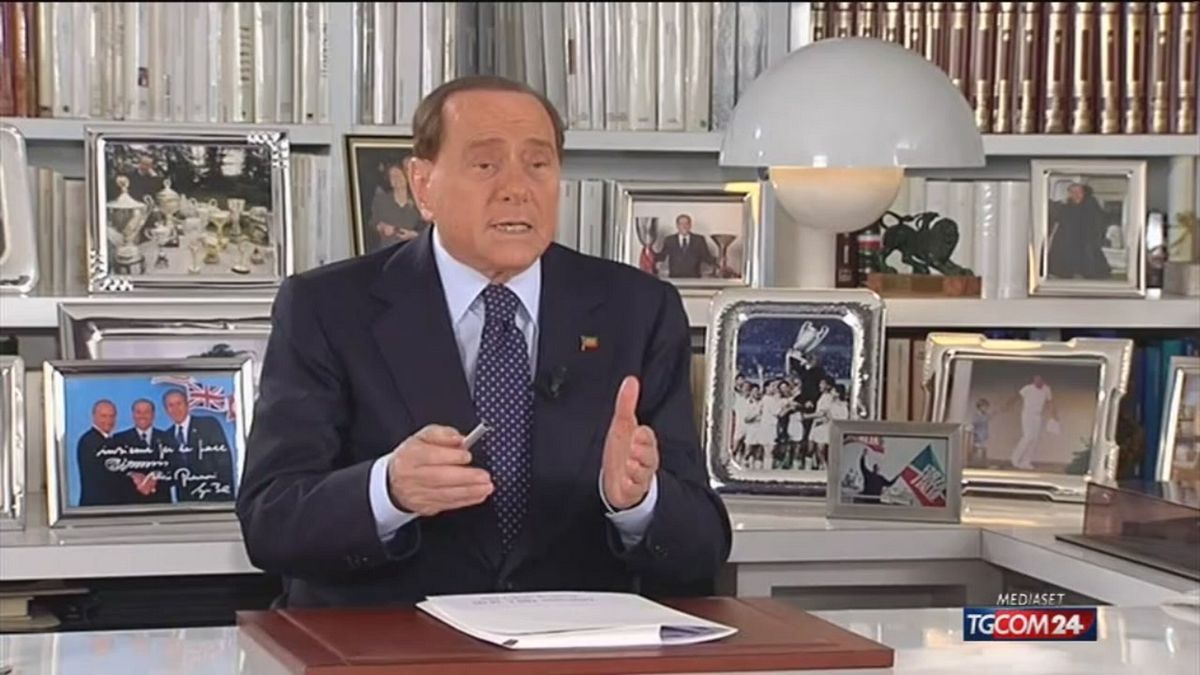 Referendum, Berlusconi: "Votiamo no per non dare l'Italia a un uomo solo"