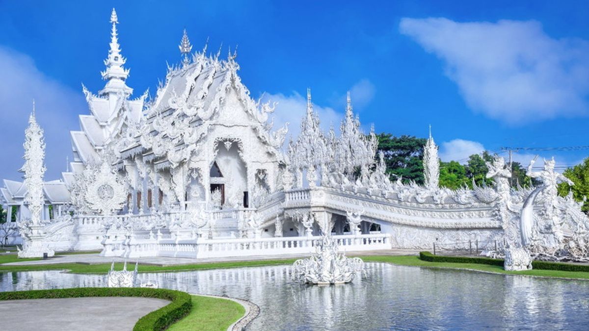 Tempio Wat Rong Khun, Chiang Rai, Thailandia