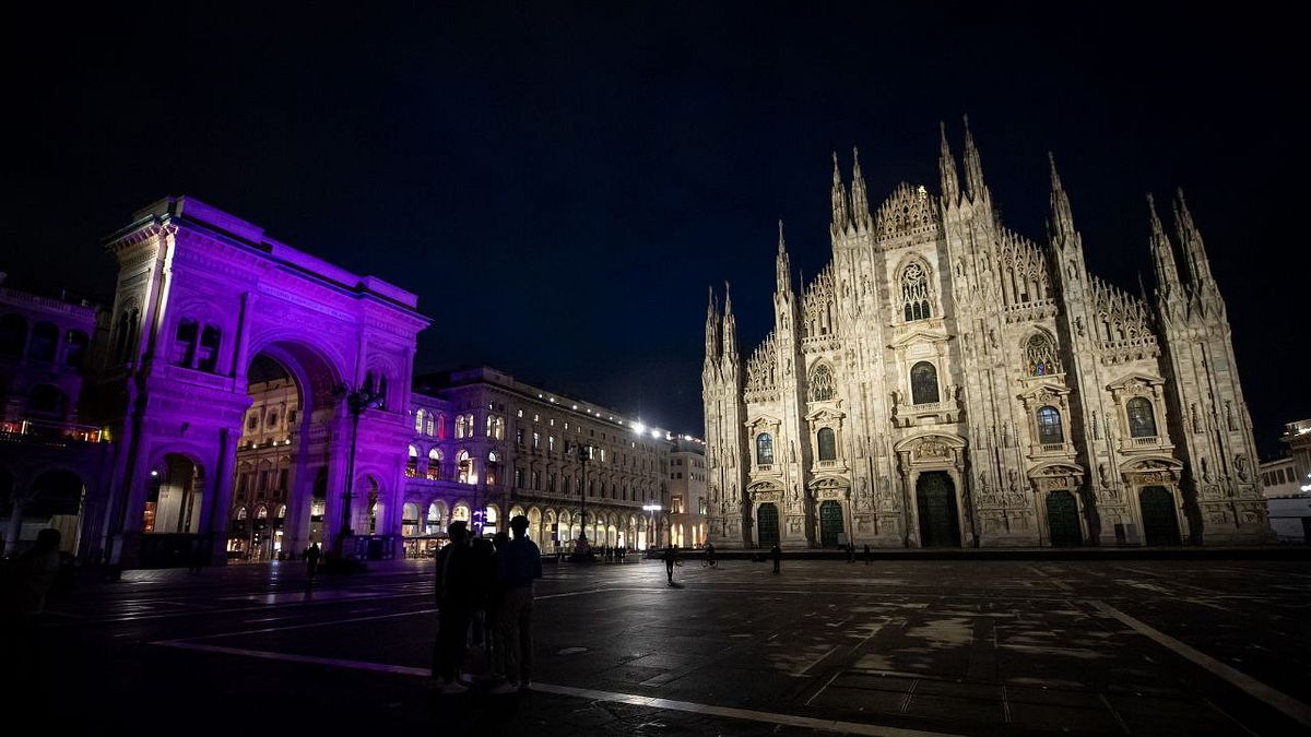 In occasione dell'arrivo del Giro d’Italia a Milano e per celebrare i 90 anni della maglia rosa, è stato realizzato un videomapping speciale dal 24 maggio al 2 giugno in Piazza Duomo.