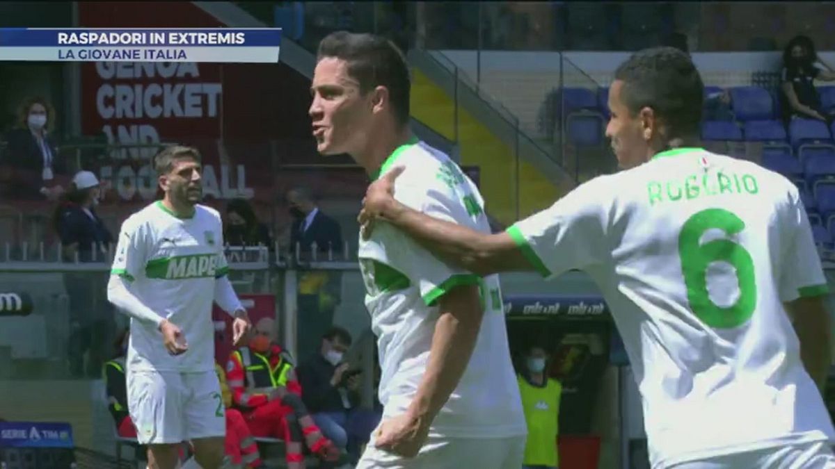 Raspadori in extremis per un'Italia giovane