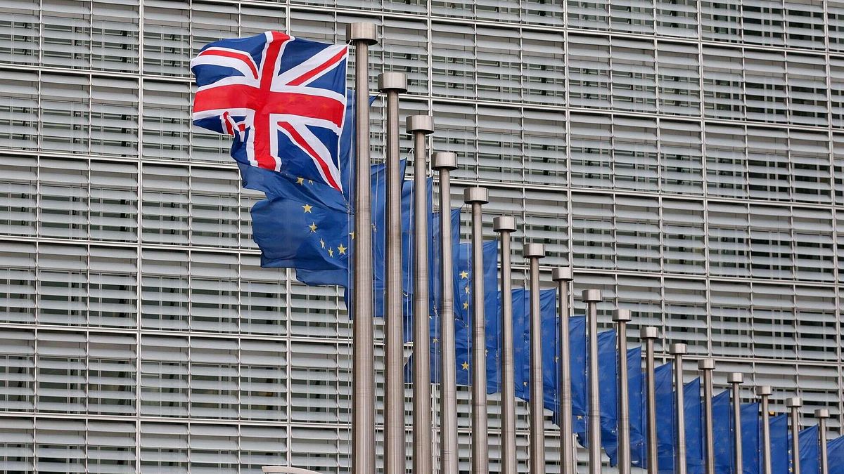 Chiude la classifica la Brexit, ossia l'uscita della Gran Bretagna dall'Unione europea. Tale decisione ha dato il via a una complessa procedura di divorzio, che costringe Londra e Bruxelles a ricostruire un rapporto nuovo dopo un lungo matrimonio.