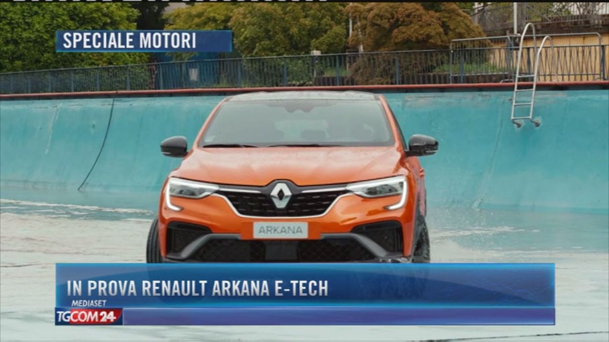 In prova Renault Arkana E-Tech