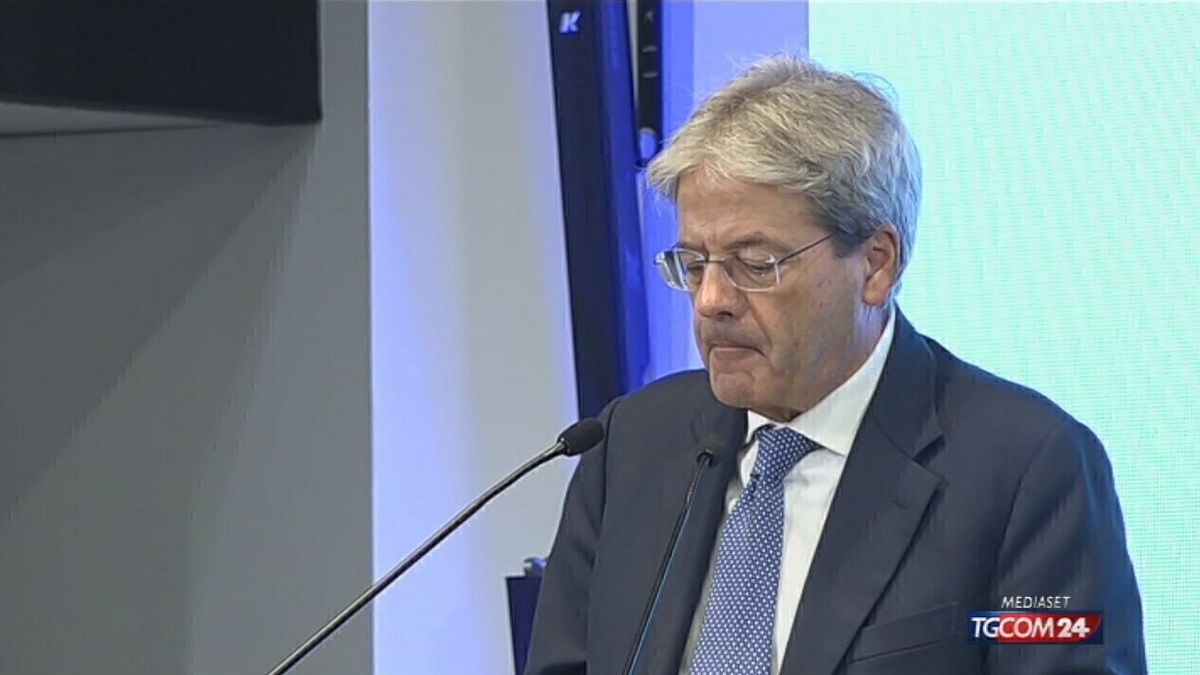 Gentiloni: "In tre anni recuperati 900mila posti di lavoro"