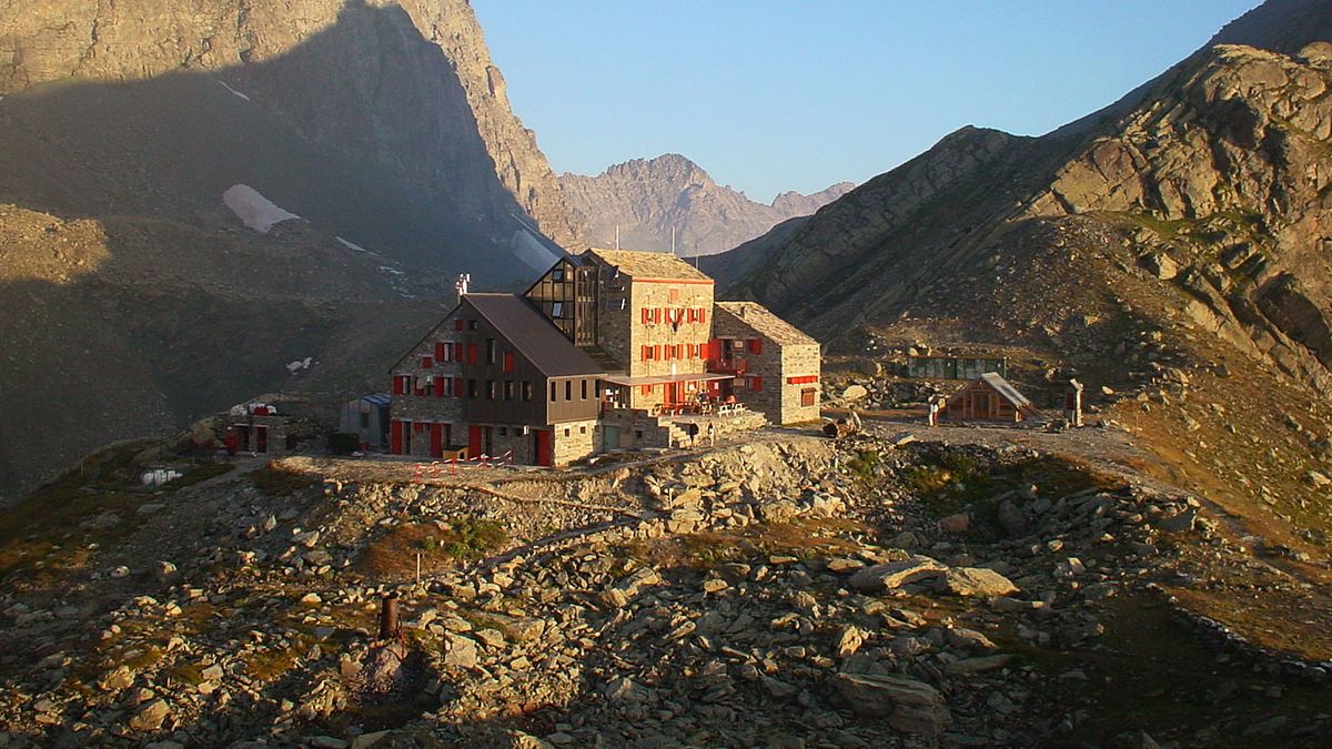 Rifugio Quintino Sella al Monviso