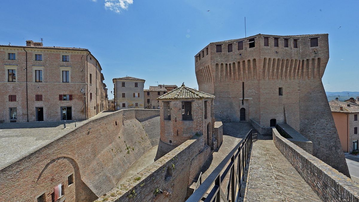  La rocca di Mondavio