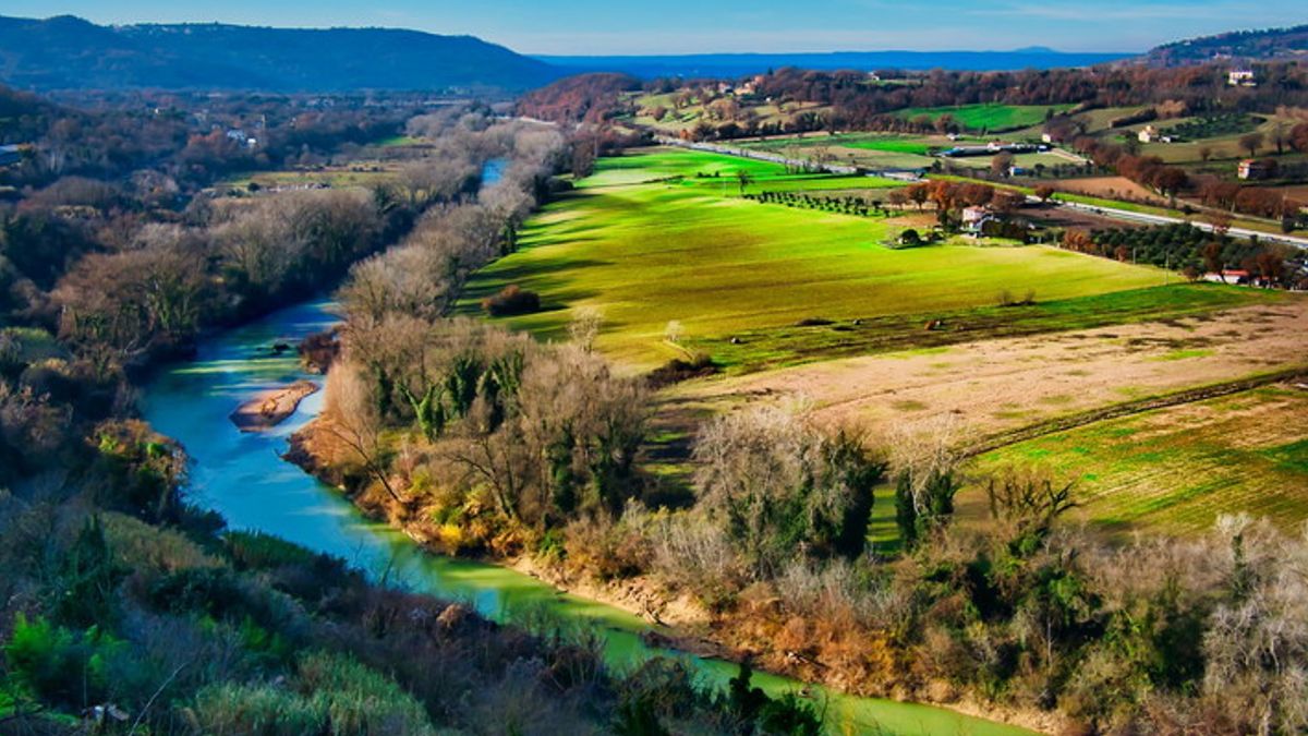  La valle del Tevere in Umbria