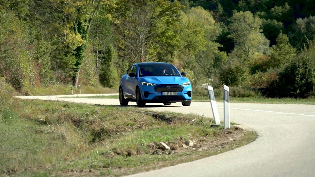 La versione pepata GT del Suv elettrico Ford