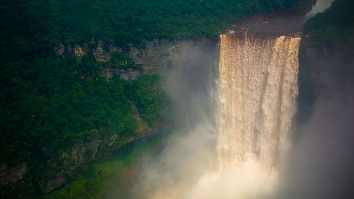  Cascate Kaieteur, Guyana, America Meridionale