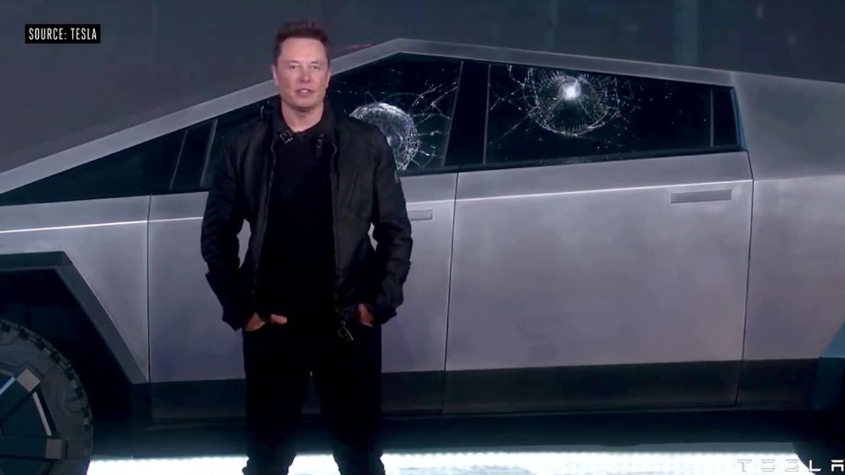 I vetri frangibili di Tesla Cybertruck