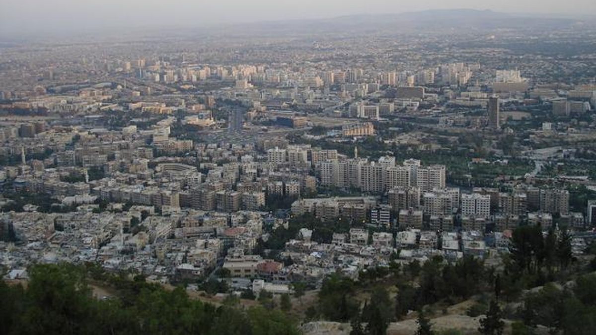 Secondo gli archeologi le prime testimonianze di abitazioni nell'attuale capitale della Siria risalirebbe ad 11.000 anni fa. La capitale di questo Stato potrebbe quindi essere la città più antica del mondo tuttora esistente (wiki commons)
