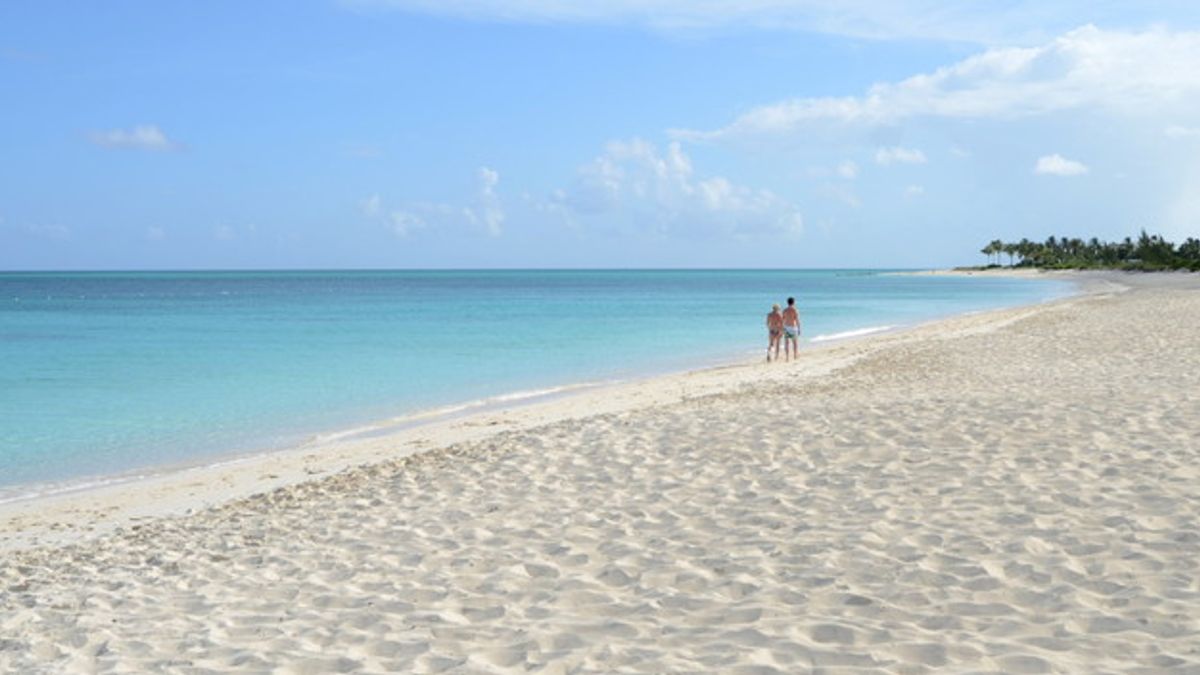  1. Grace Bay Beach - Grace Bay, Providenciales (Caraibi)