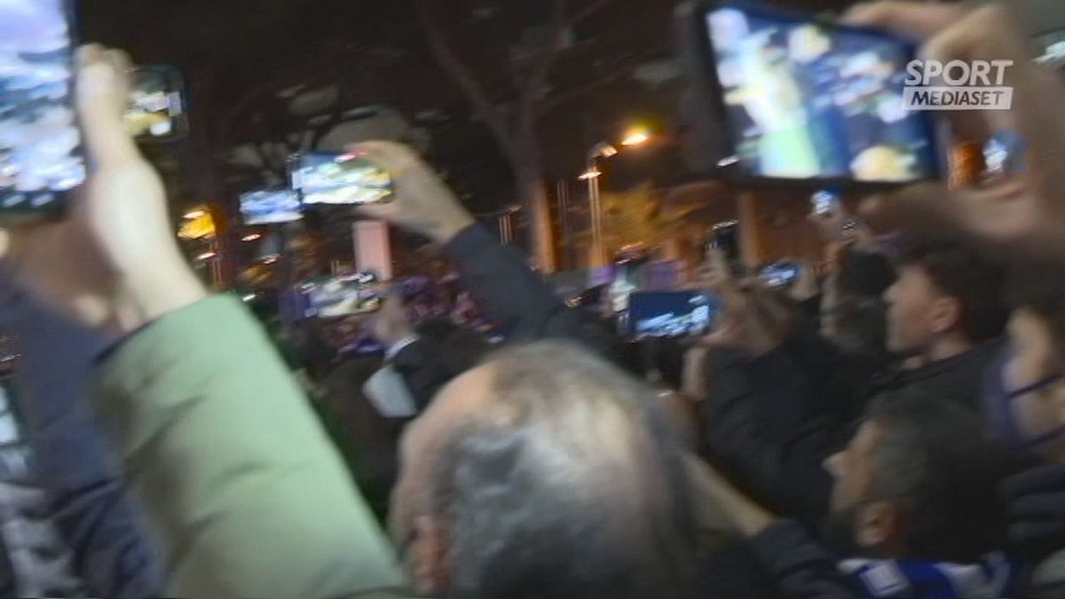 Palermo, entusiasmo dei tifosi per l'Italia