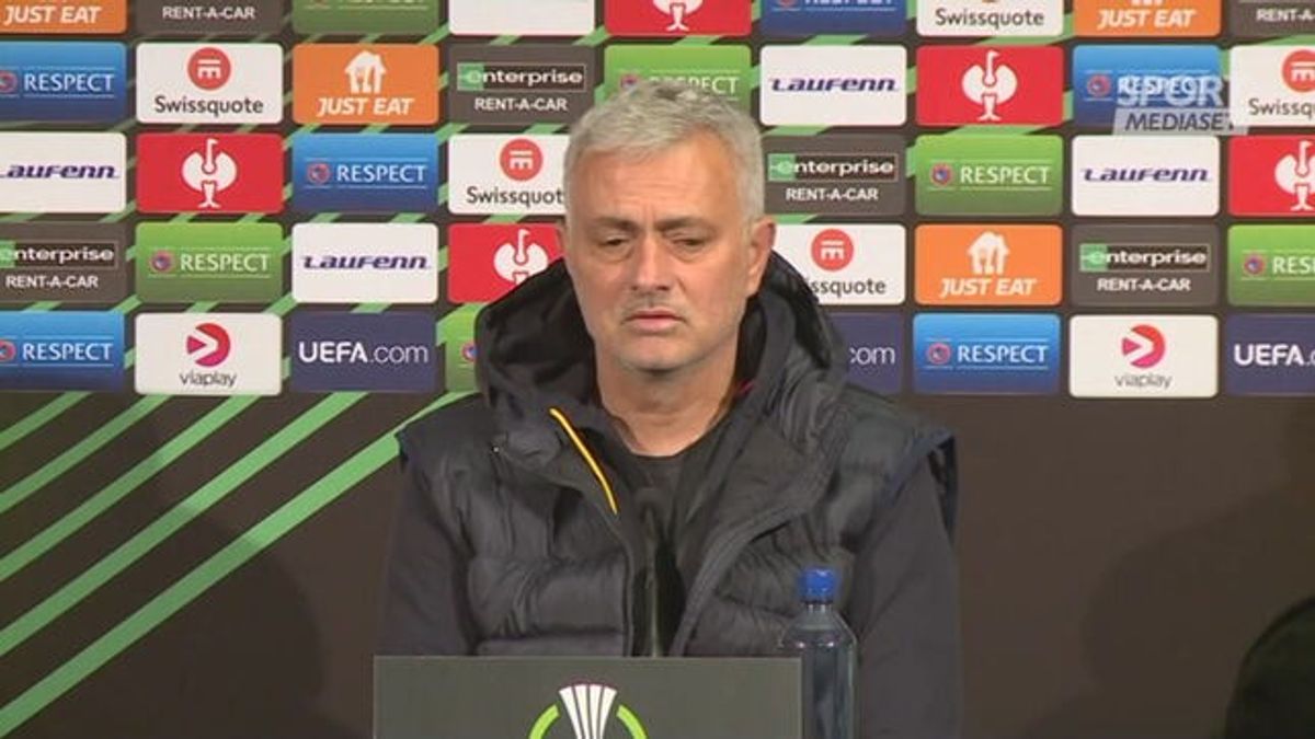 Mourinho: "Triste per il calcio italiano"