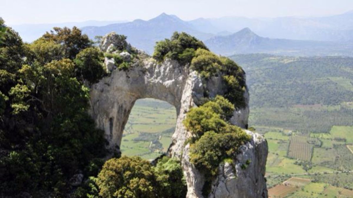 Uno scorcio del Parco letterario dedicato alla Deledda