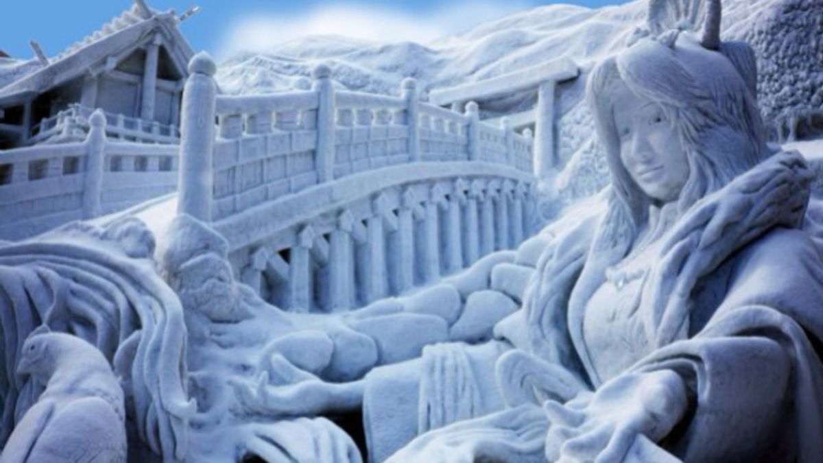 
      Una delle colossali sculture di ghiaccio dello Snow Festival di Sapporo
   