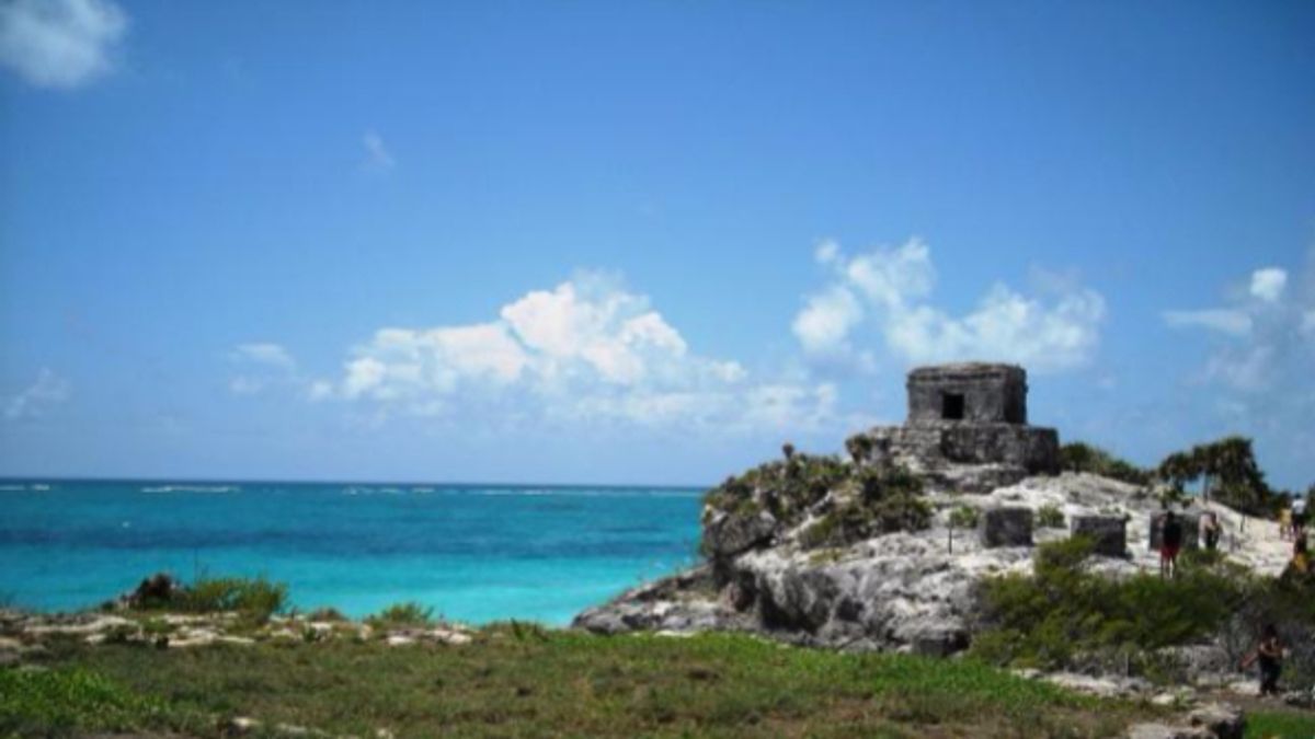 
      Tulum, Messico
   