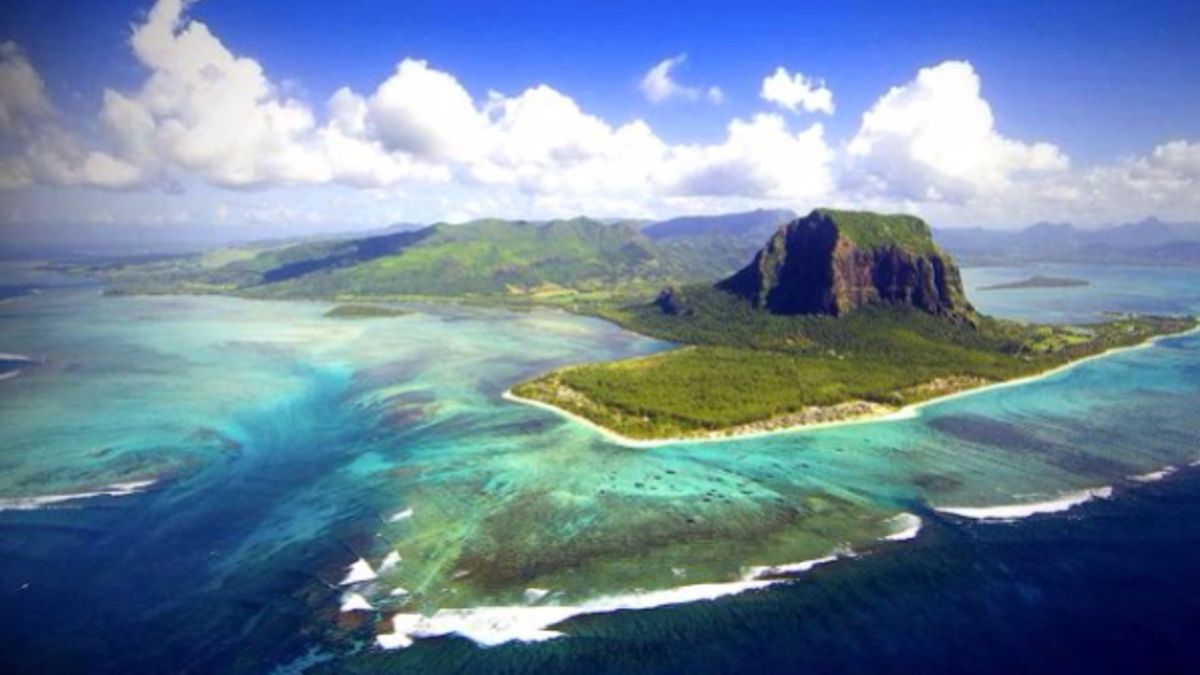 
      Mauritius, panorama
   