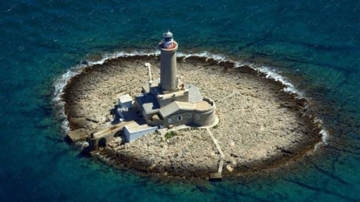 
      Il faro di Porer
   