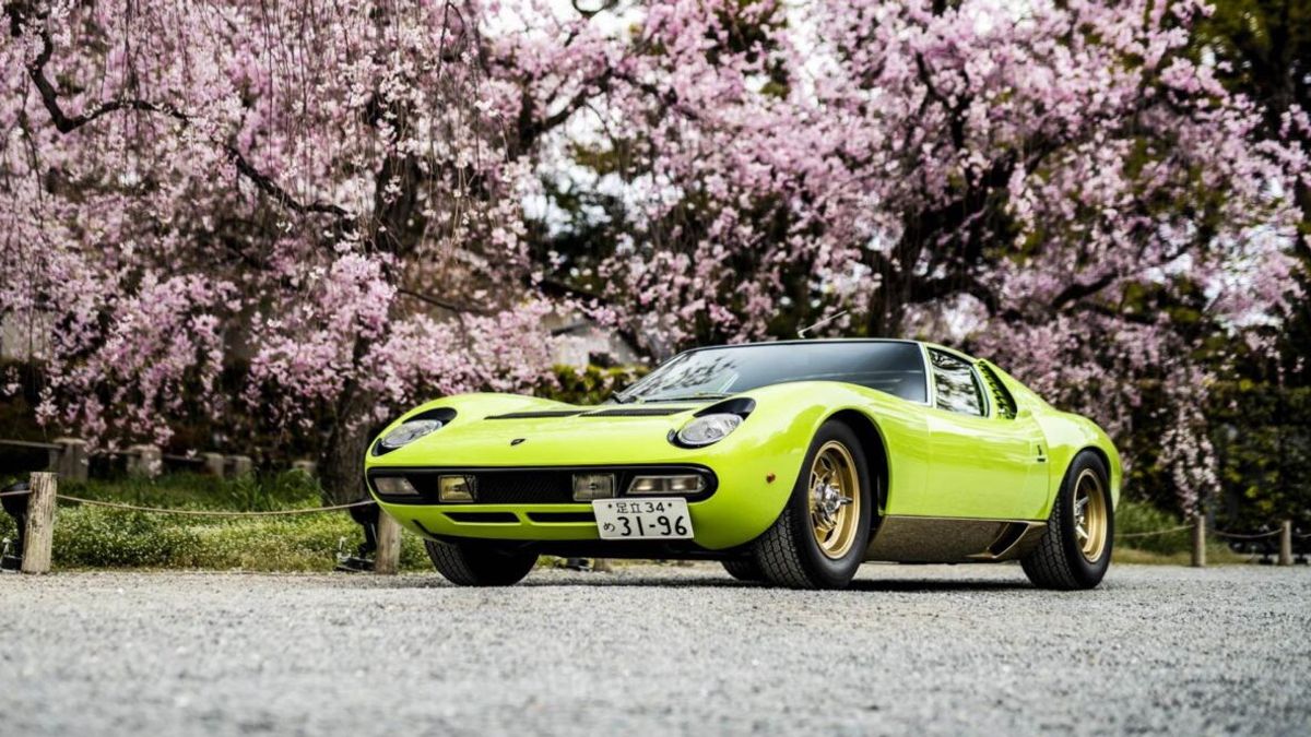  Lamborghini Miura SV