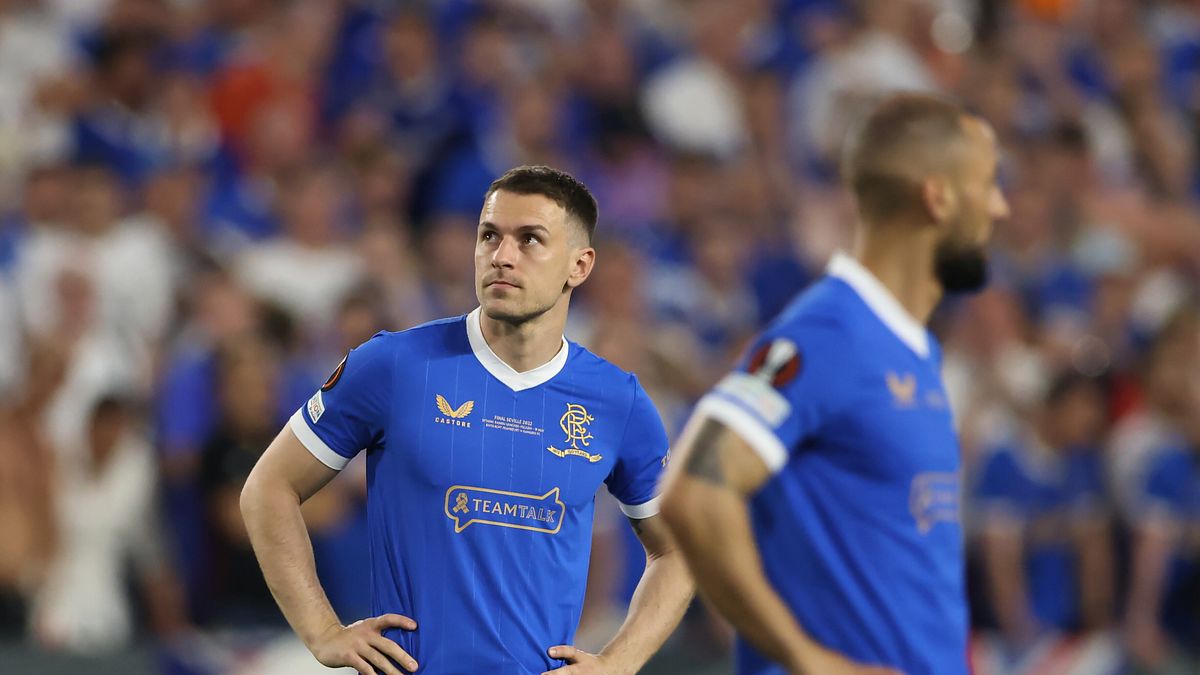  Aaron Ramsey con la maglia dei Glasgow Rangers