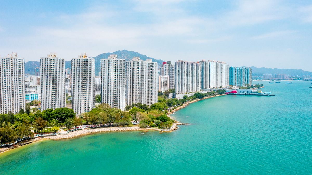 Butterfly Beach, Hong Kong