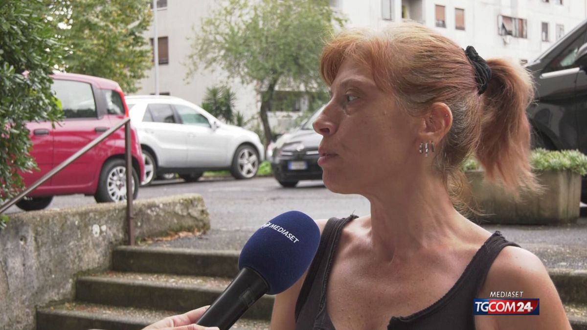 08.00 AGGREDITA DA CINGHIALE  SRV