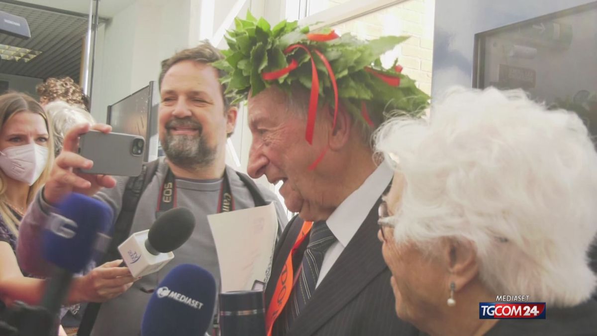 Roma, si laurea a 90 anni: "Ora l'esame da avvocato"