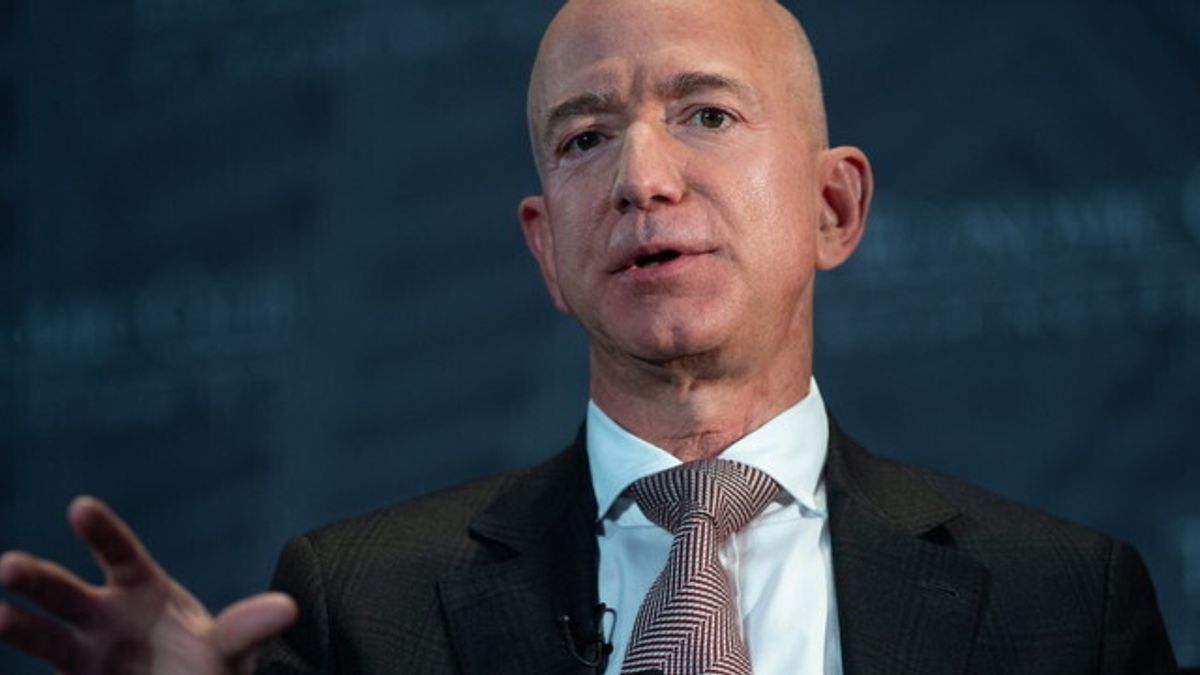 Jeff Bezos e la passione per le cravatte