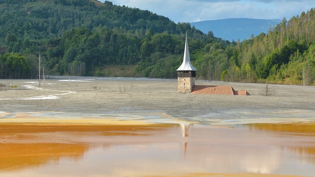  Chiesa di Geamăna, Romania