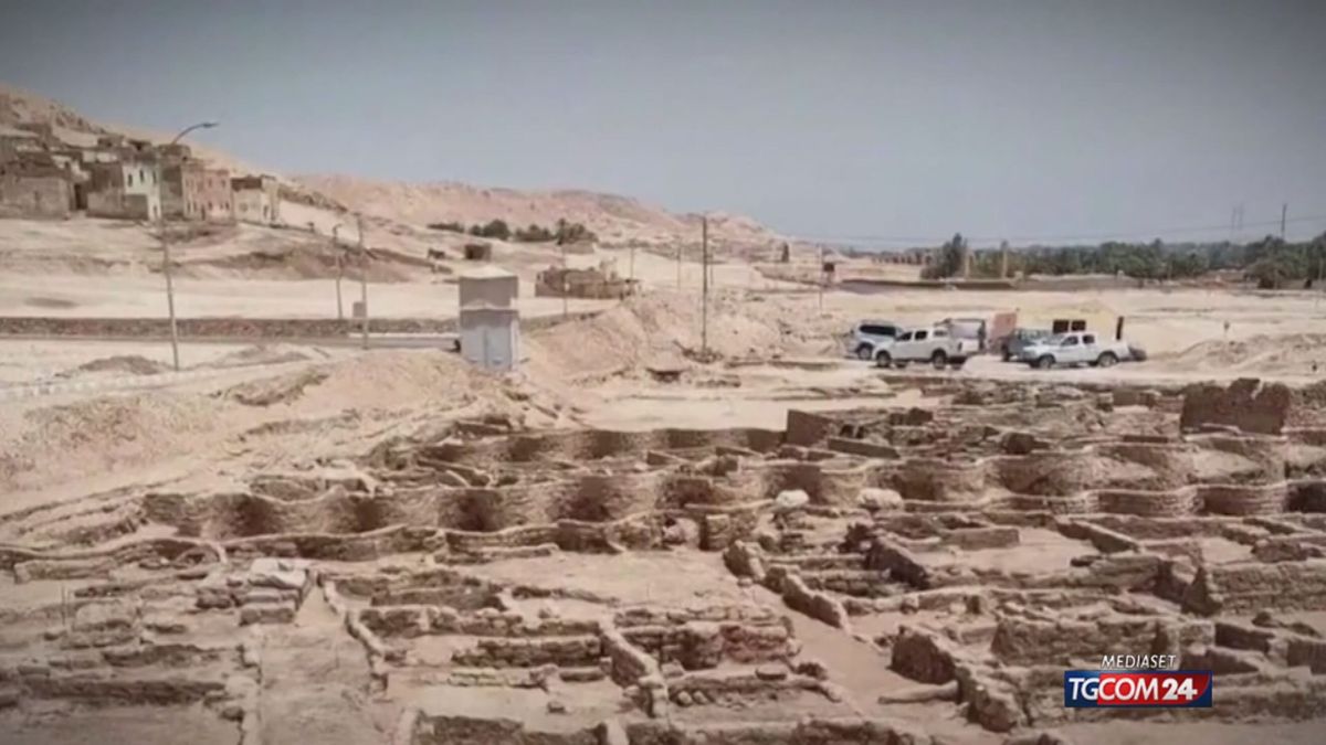 Egitto, ritrovati i resti di una città romana a Luxor