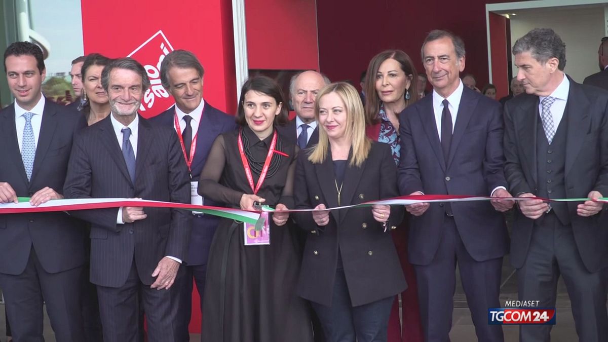 18.00 SALONE DEL MOBILE SRV