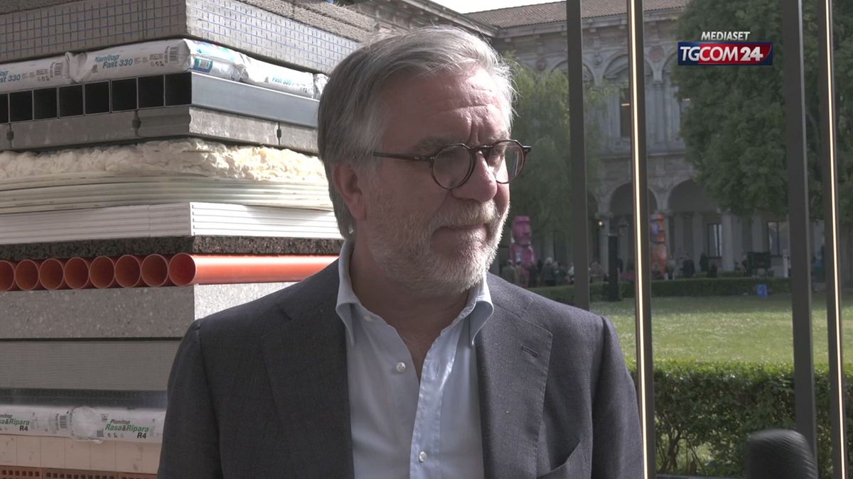 "Tangibile e intangibile", materia e cratività