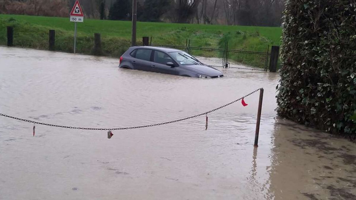 L'ondata di maltempo ha colpito anche l'Emilia-Romagna: danni causati dalle forti piogge a Riccione
