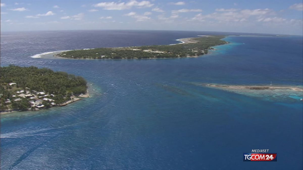 Inquinamento e clima cambiano il colore degli oceani