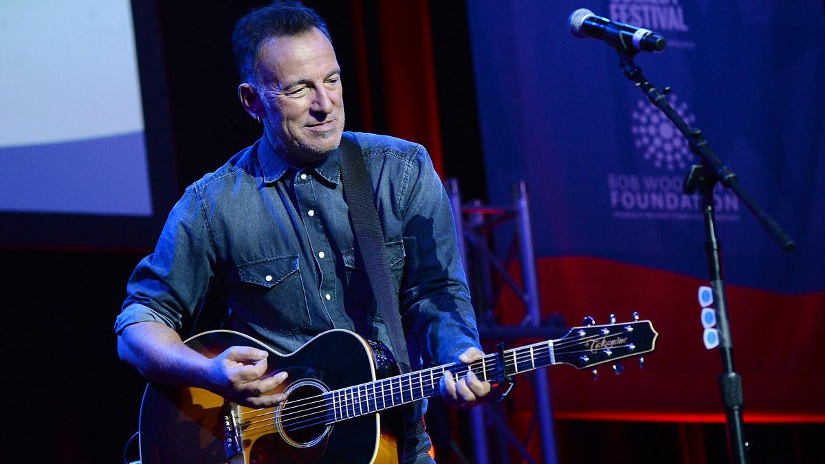Bruce Springsteen ha contribuito a dare forma alla musica americana con i suoi testi e concerti unici al mondo