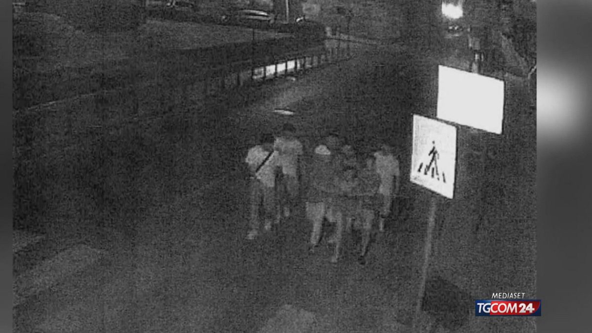 Stupro di gruppo a Palermo, la "caccia" al video e le difese degli arrestati