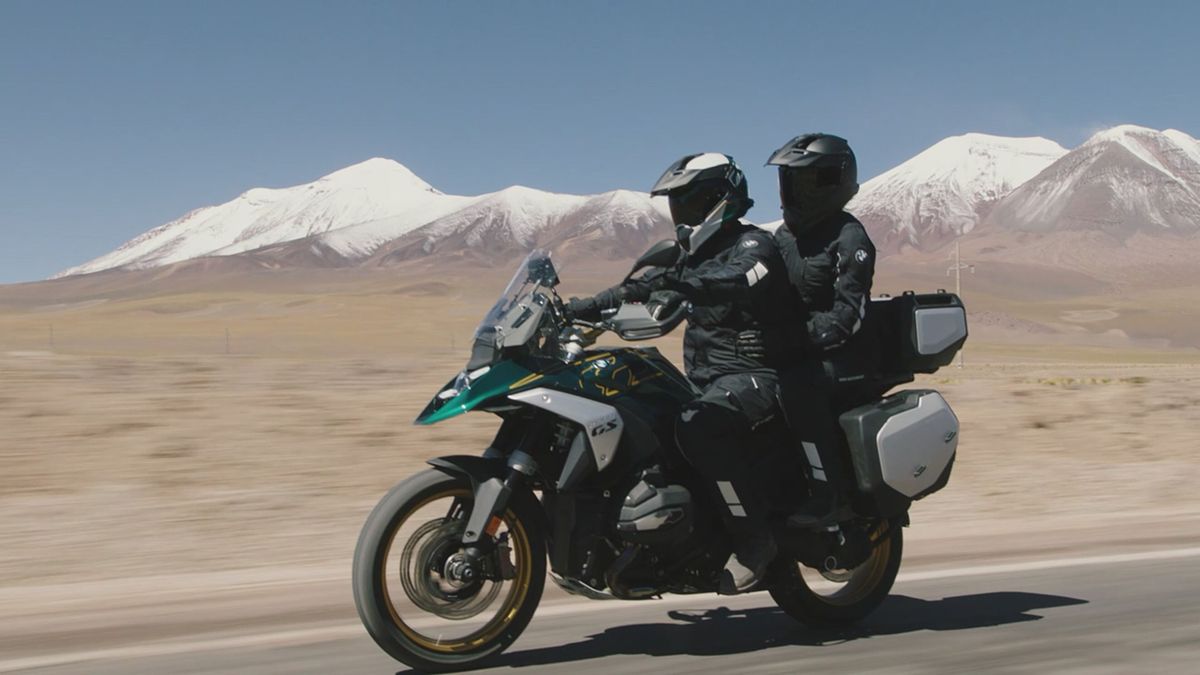 BMW R 1300 GS: ecco la nuova enduro touring