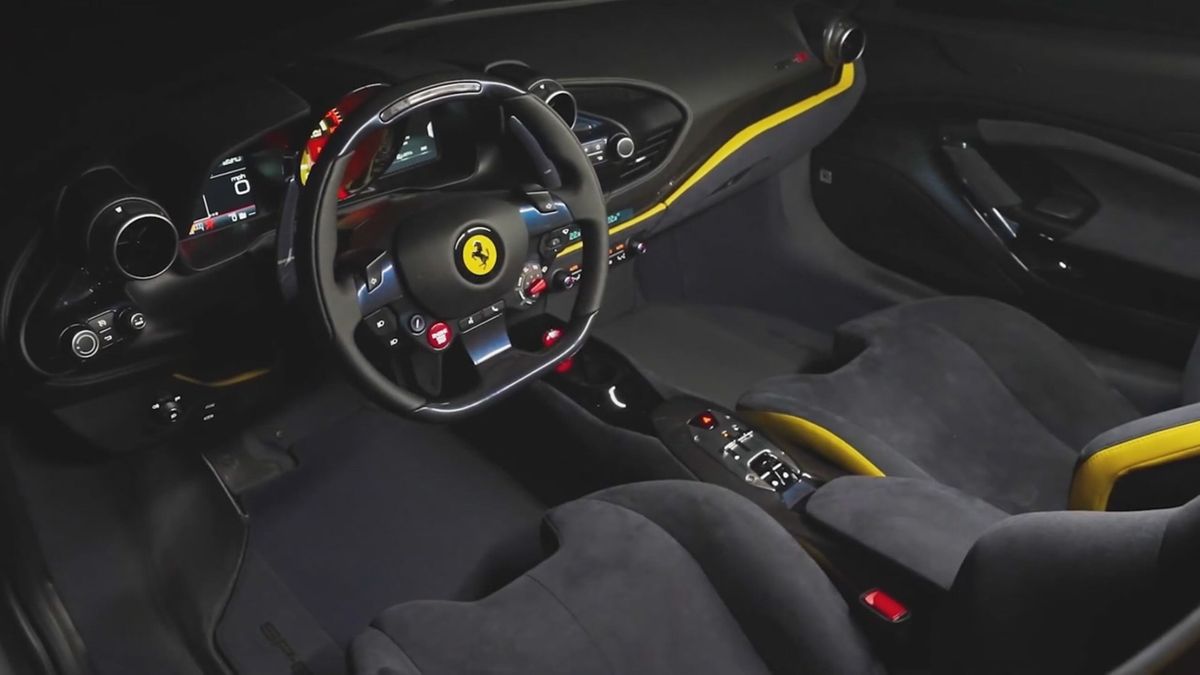 Ferrari SP8: la nuova one-off basata sulla F8 Spider