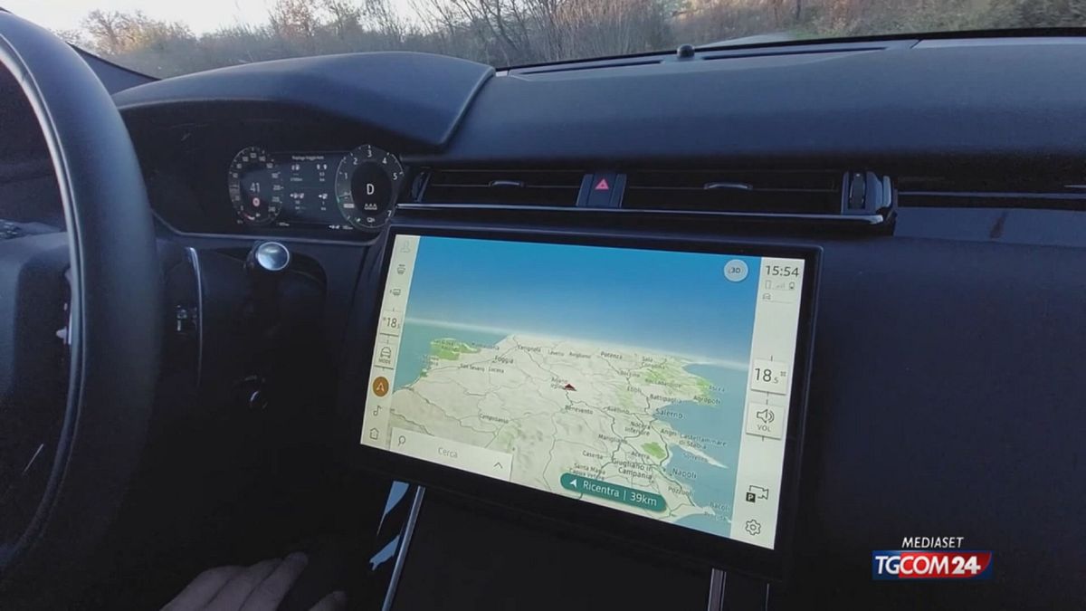 VELAR MY 2024 MOTORI SRV