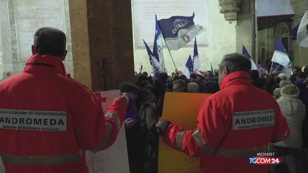 12.00 BOLOGNA PROTESTE SRV