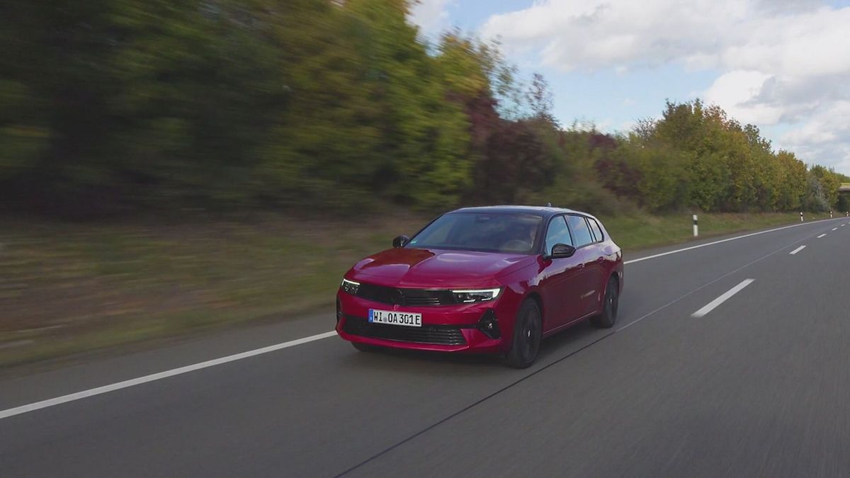 Opel Astra Sports Tourer Eletric