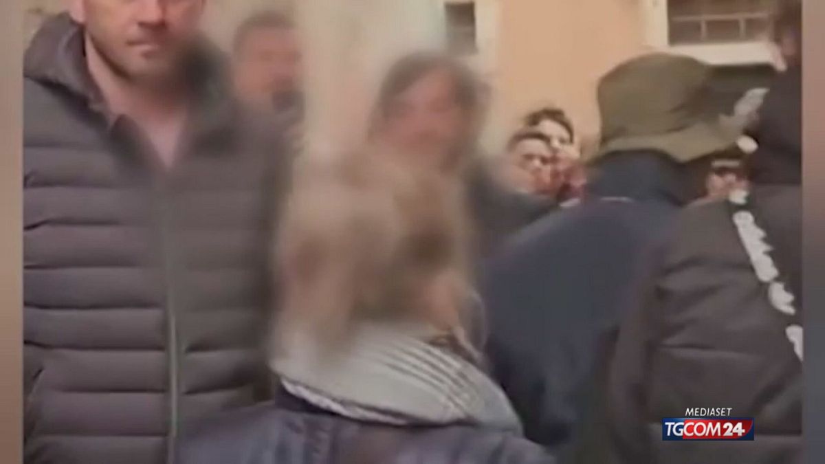 18.00 VENEZIA, LADY PICKPOCKET AGGREDITA SRV