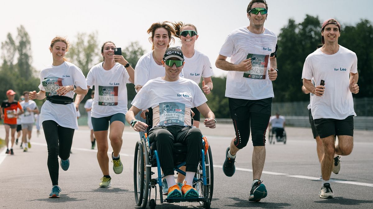 Il countdown non si ferma: mancano sempre meno all’undicesima edizione della Wings for Life World Run, la corsa benefica in contemporanea mondiale che ogni anno vede centinaia di migliaia di partecipanti correre o camminare insieme per una buona causa: trovare una cura per lesioni del midollo spinale.