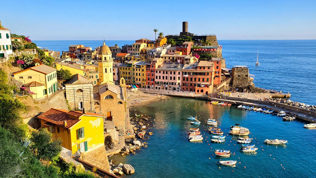  Vernazza, Liguria