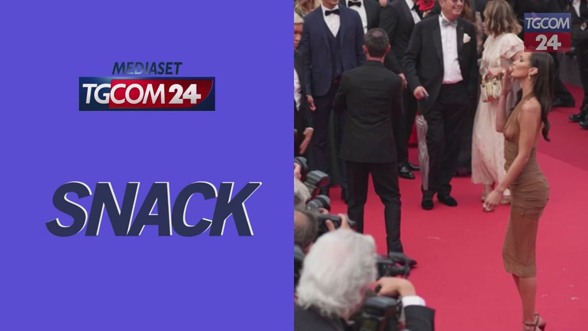Festival di Cannes, Bella Hadid splendida sul red carpet: nude look color caramello