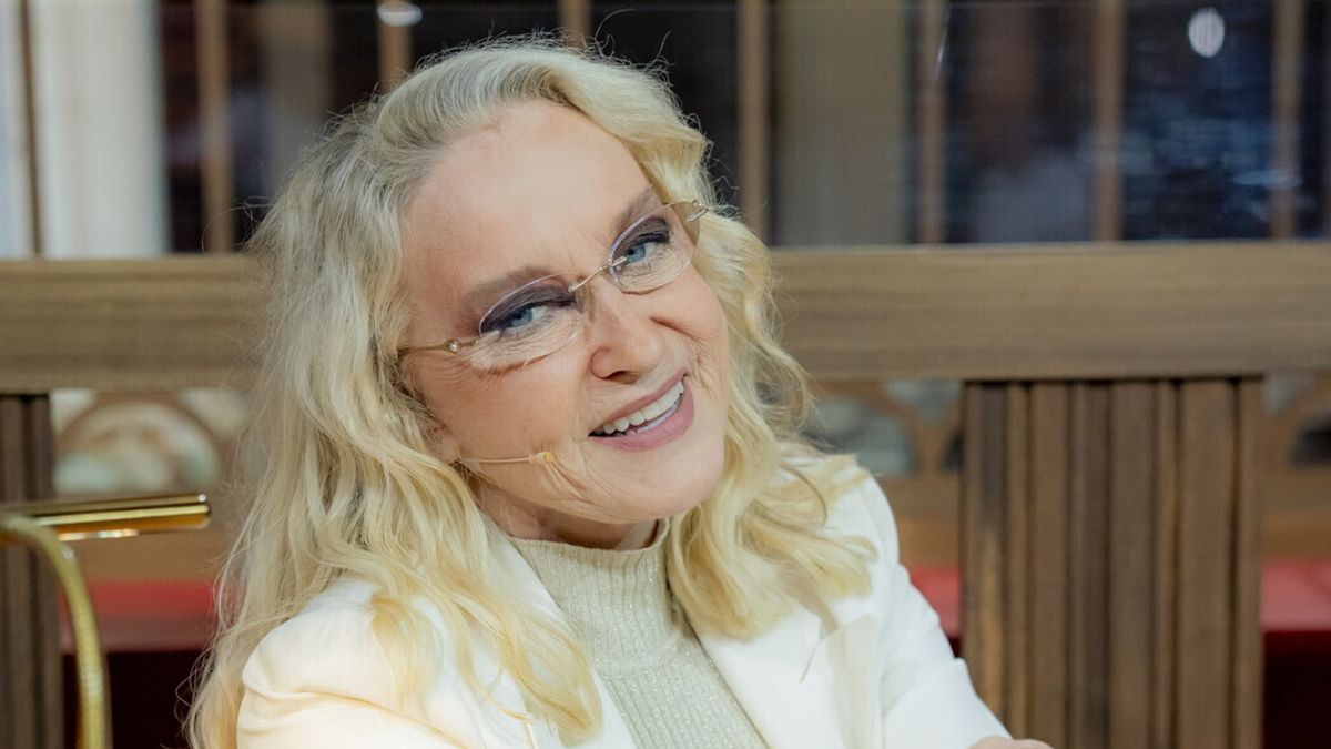  Eleonora Giorgi