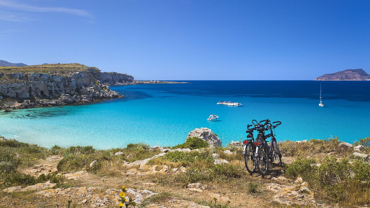 Il mare azzurro di Favignana