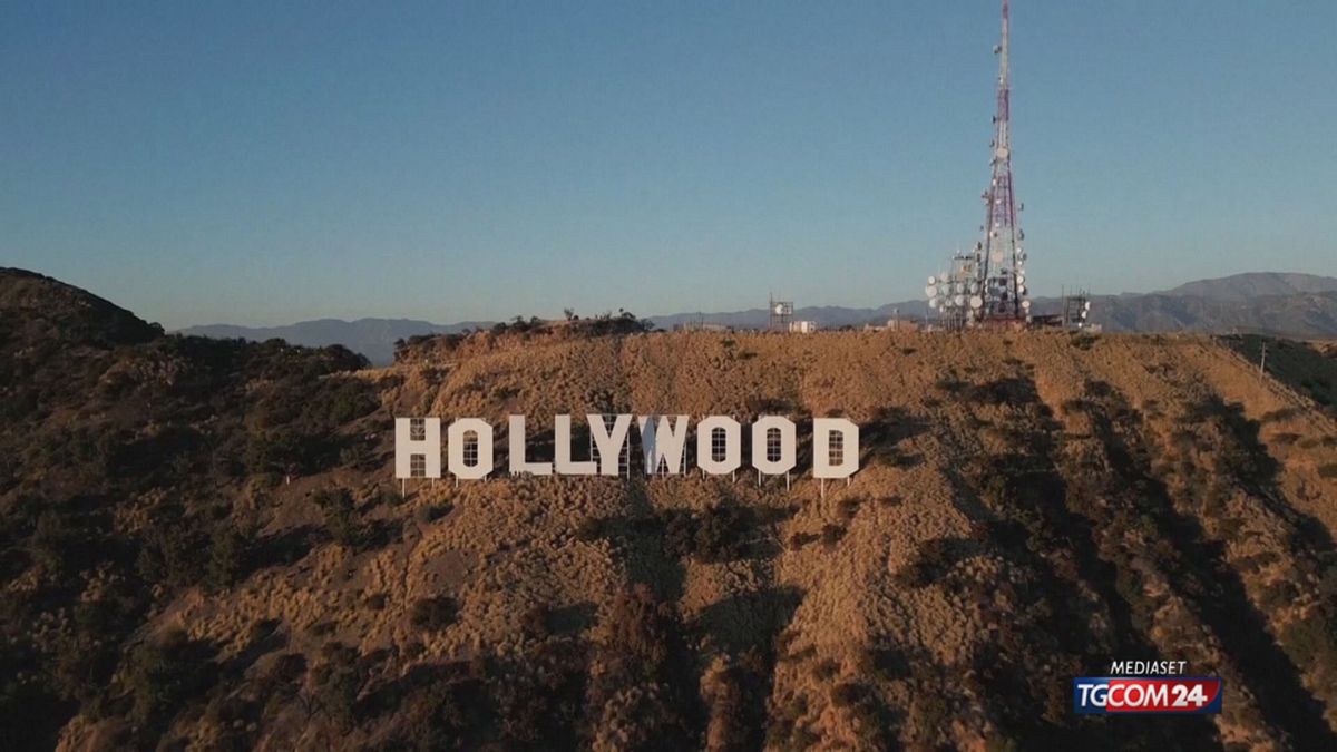 12.00 SCAZZI HOLLYWOODIANI SRV